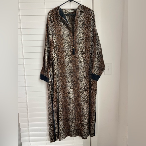 Delta Burke Dresses Delta Burke Collection Cheetah Print Zip Up